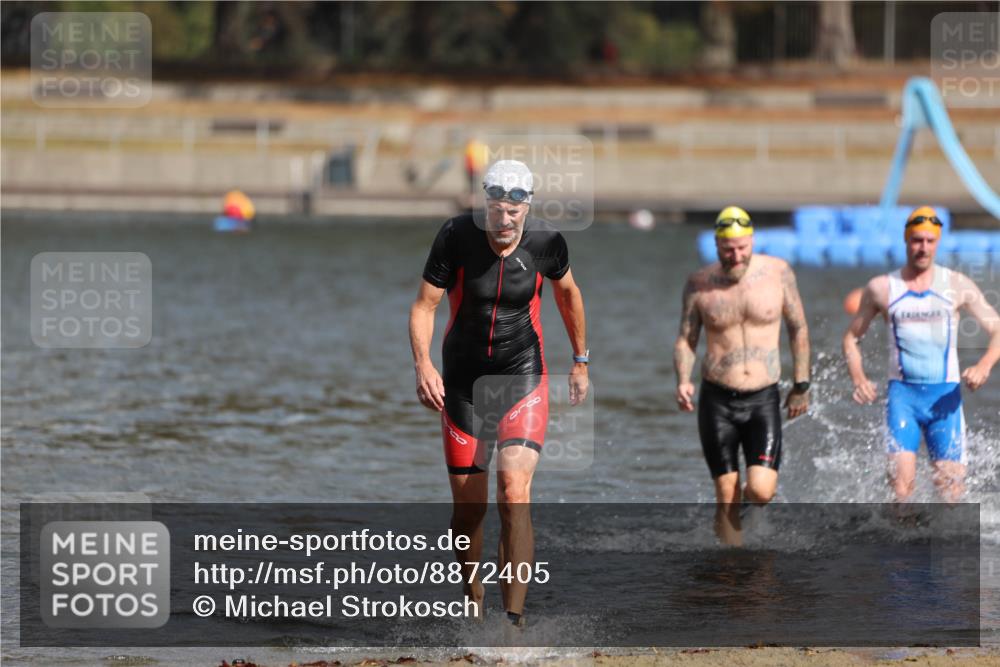 14.09.2025 - Stadtparktriathlon Michael Strokosch http://msf.ph/oto/8872405 14.09.2025 11:53:07 Schwimmen 1155, 1169, 1182, 1184, 1192, 1220 meine-sportfotos.de