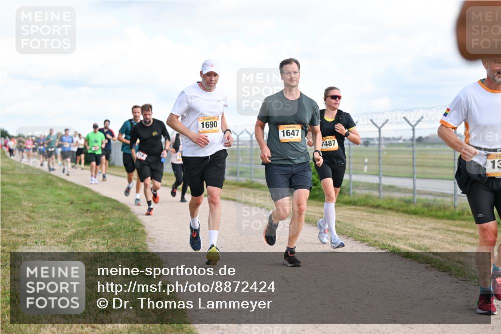 14.09.2025 - Airport Race Dr. Thomas Lammeyer http://msf.ph/oto/8872424 14.09.2025 12:17:05 Laufen 18, 1690, 1647, 7487, 13 meine-sportfotos.de