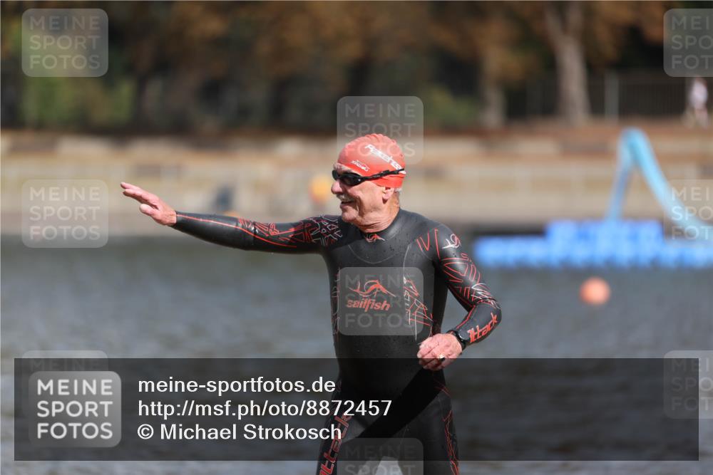 14.09.2025 - Stadtparktriathlon Michael Strokosch http://msf.ph/oto/8872457 14.09.2025 11:53:34 Schwimmen 1157, 1175, 1213 meine-sportfotos.de