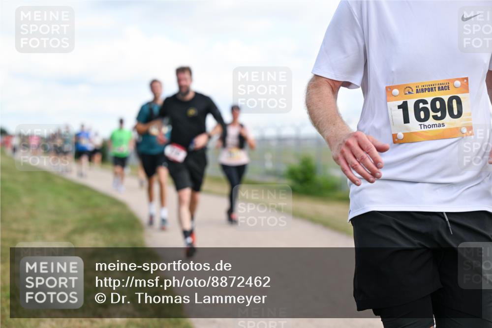 14.09.2025 - Airport Race Dr. Thomas Lammeyer http://msf.ph/oto/8872462 14.09.2025 12:17:07 Laufen 42, 1690 meine-sportfotos.de