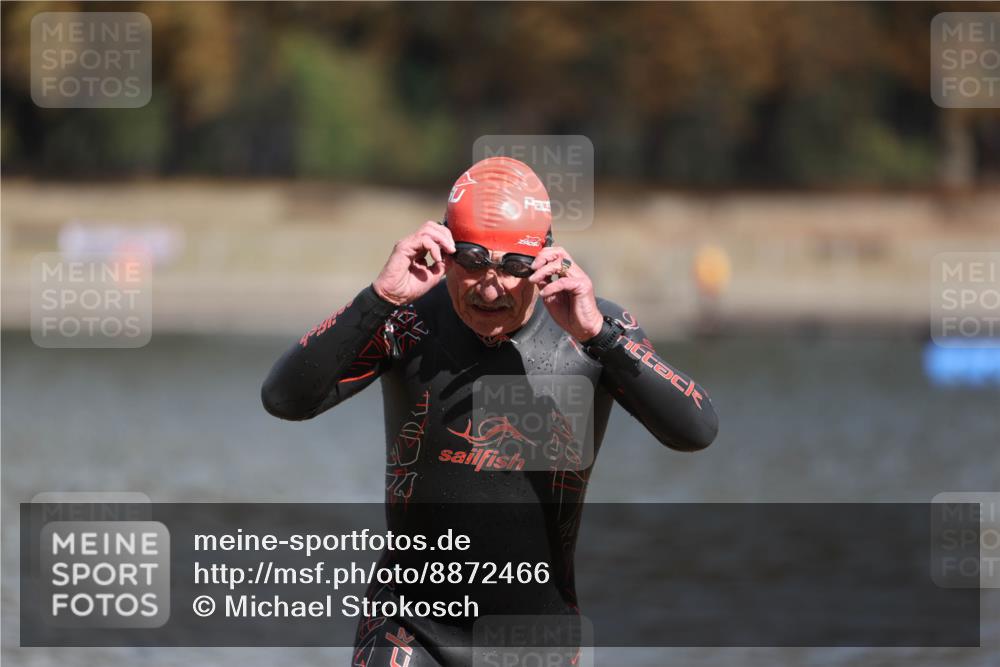 14.09.2025 - Stadtparktriathlon Michael Strokosch http://msf.ph/oto/8872466 14.09.2025 11:53:35 Schwimmen 1157, 1175, 1213 meine-sportfotos.de