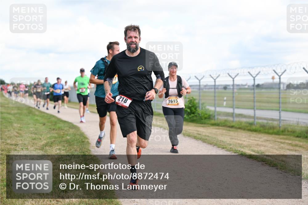 14.09.2025 - Airport Race Dr. Thomas Lammeyer http://msf.ph/oto/8872474 14.09.2025 12:17:08 Laufen 218, 1615 meine-sportfotos.de