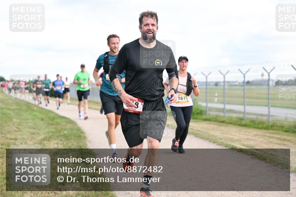 14.09.2025 - Airport Race Dr. Thomas Lammeyer http://msf.ph/oto/8872482 14.09.2025 12:17:09 Laufen 1615 meine-sportfotos.de