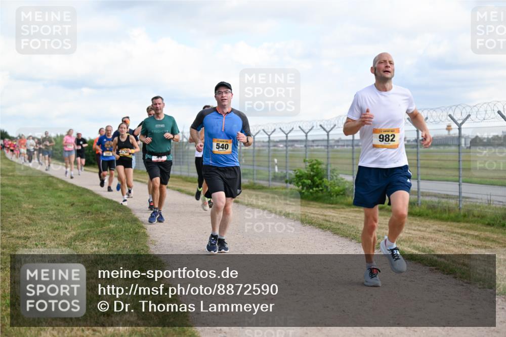 14.09.2025 - Airport Race Dr. Thomas Lammeyer http://msf.ph/oto/8872590 14.09.2025 12:17:15 Laufen 570, 40, 540, 982 meine-sportfotos.de