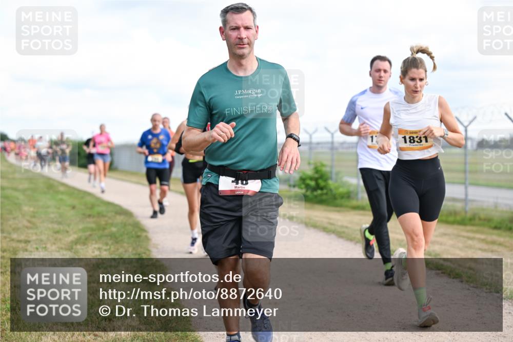 14.09.2025 - Airport Race Dr. Thomas Lammeyer http://msf.ph/oto/8872640 14.09.2025 12:17:18 Laufen 1831 meine-sportfotos.de