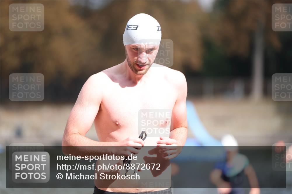 14.09.2025 - Stadtparktriathlon Michael Strokosch http://msf.ph/oto/8872672 14.09.2025 11:55:11 Schwimmen 1148, 1163, 1204 meine-sportfotos.de