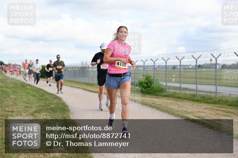 14.09.2025 - Airport Race Dr. Thomas Lammeyer http://msf.ph/oto/8872741 14.09.2025 12:17:24 Laufen 732, 4150 meine-sportfotos.de