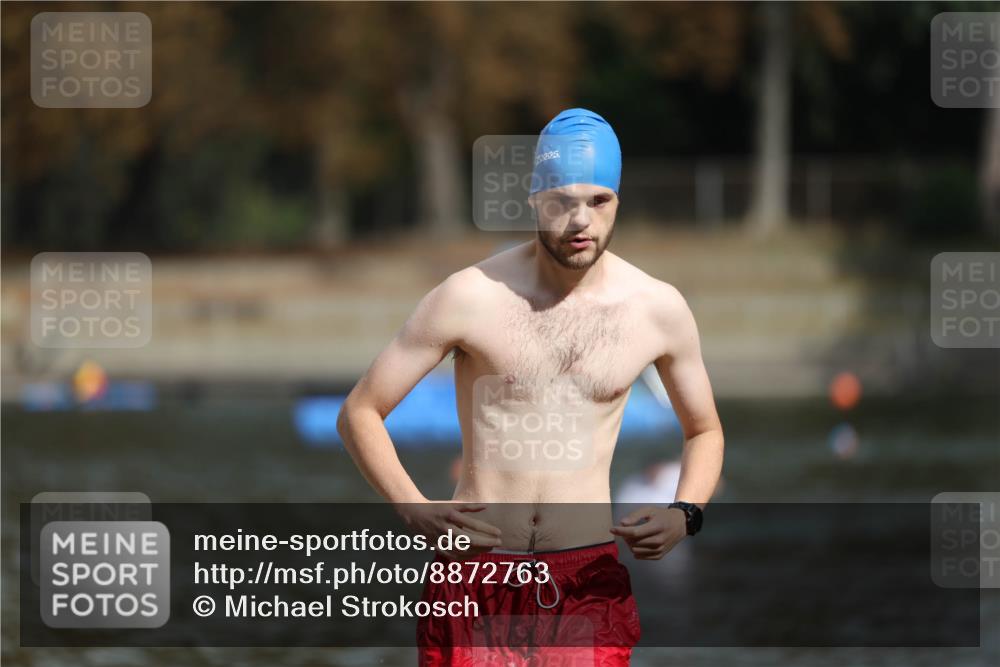 14.09.2025 - Stadtparktriathlon Michael Strokosch http://msf.ph/oto/8872763 14.09.2025 11:57:11 Schwimmen 1151 meine-sportfotos.de