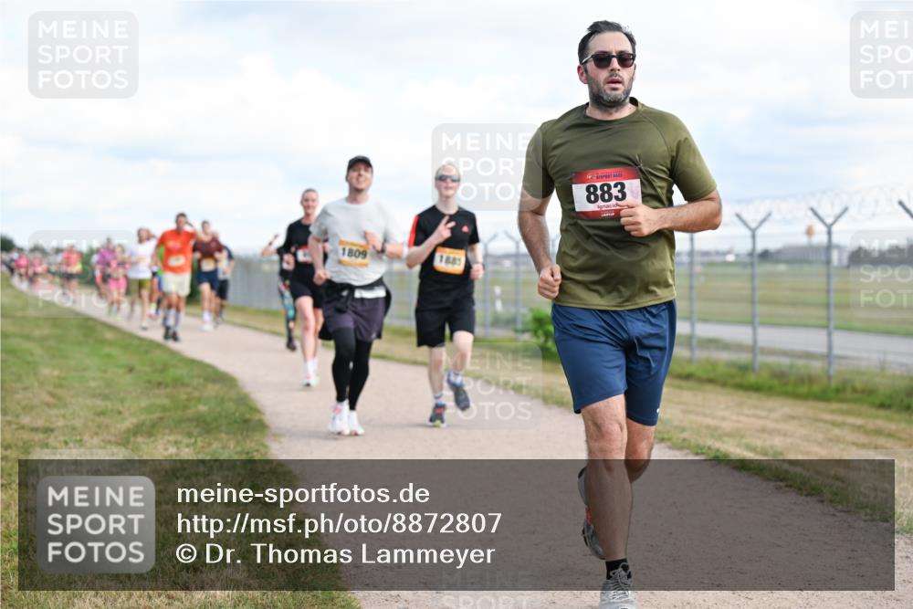 14.09.2025 - Airport Race Dr. Thomas Lammeyer http://msf.ph/oto/8872807 14.09.2025 12:17:30 Laufen 1809, 883 meine-sportfotos.de
