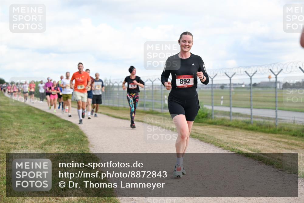 14.09.2025 - Airport Race Dr. Thomas Lammeyer http://msf.ph/oto/8872843 14.09.2025 12:17:32 Laufen 892 meine-sportfotos.de