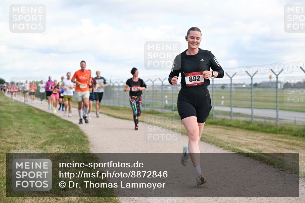 14.09.2025 - Airport Race Dr. Thomas Lammeyer http://msf.ph/oto/8872846 14.09.2025 12:17:33 Laufen 892 meine-sportfotos.de