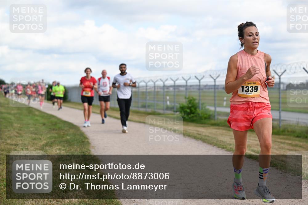 14.09.2025 - Airport Race Dr. Thomas Lammeyer http://msf.ph/oto/8873006 14.09.2025 12:17:43 Laufen 1339 meine-sportfotos.de