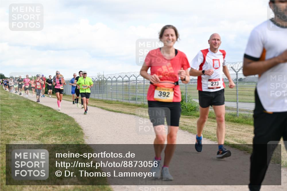 14.09.2025 - Airport Race Dr. Thomas Lammeyer http://msf.ph/oto/8873056 14.09.2025 12:17:47 Laufen 1816, 1447, 392, 273 meine-sportfotos.de