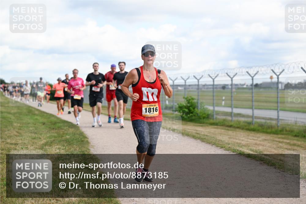 14.09.2025 - Airport Race Dr. Thomas Lammeyer http://msf.ph/oto/8873185 14.09.2025 12:17:56 Laufen 1816 meine-sportfotos.de