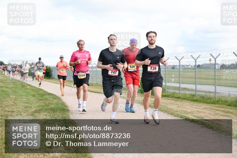 14.09.2025 - Airport Race Dr. Thomas Lammeyer http://msf.ph/oto/8873236 14.09.2025 12:17:58 Laufen 1184, 536, 736, 747, 1454 meine-sportfotos.de