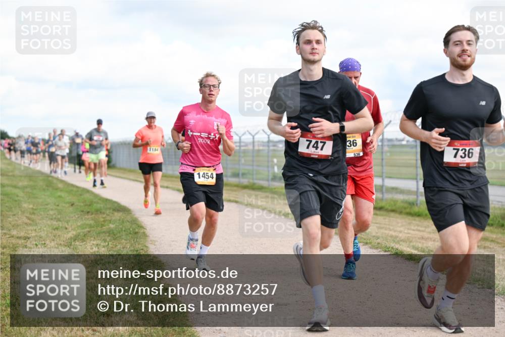 14.09.2025 - Airport Race Dr. Thomas Lammeyer http://msf.ph/oto/8873257 14.09.2025 12:17:59 Laufen 747, 36, 536, 736, 1454 meine-sportfotos.de
