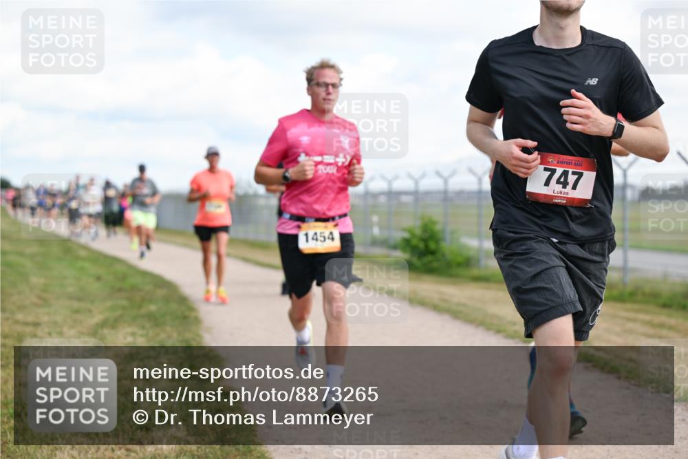 14.09.2025 - Airport Race Dr. Thomas Lammeyer http://msf.ph/oto/8873265 14.09.2025 12:18:00 Laufen 1454, 747 meine-sportfotos.de