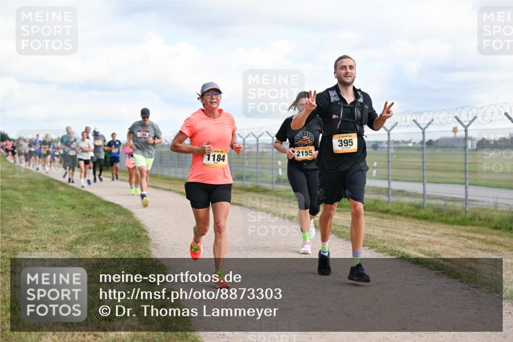 14.09.2025 - Airport Race Dr. Thomas Lammeyer http://msf.ph/oto/8873303 14.09.2025 12:18:02 Laufen 1184, 2155, 395 meine-sportfotos.de