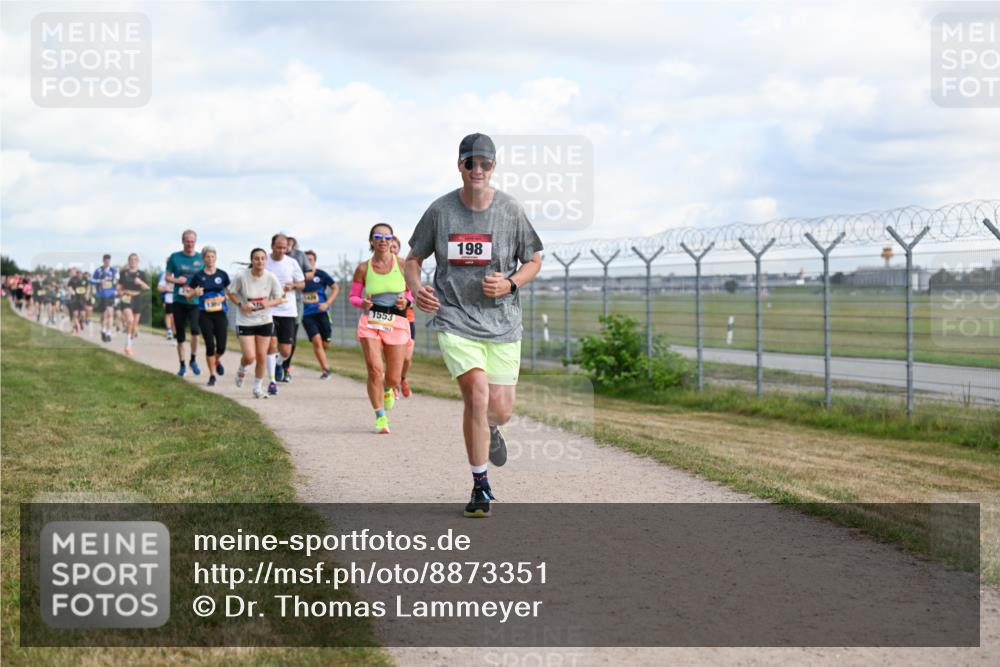 14.09.2025 - Airport Race Dr. Thomas Lammeyer http://msf.ph/oto/8873351 14.09.2025 12:18:05 Laufen 1553, 198 meine-sportfotos.de
