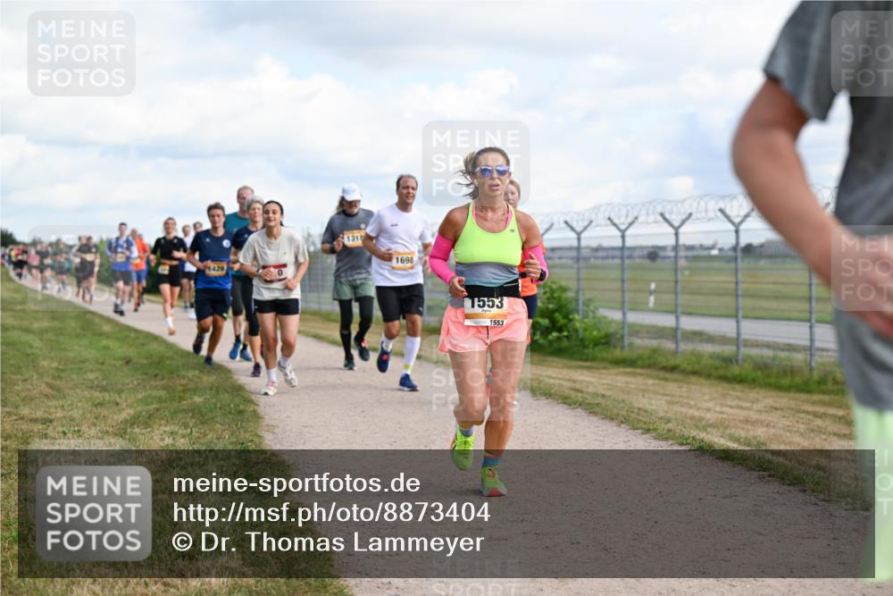 14.09.2025 - Airport Race Dr. Thomas Lammeyer http://msf.ph/oto/8873404 14.09.2025 12:18:08 Laufen 1318, 1698, 1553, 1553 meine-sportfotos.de
