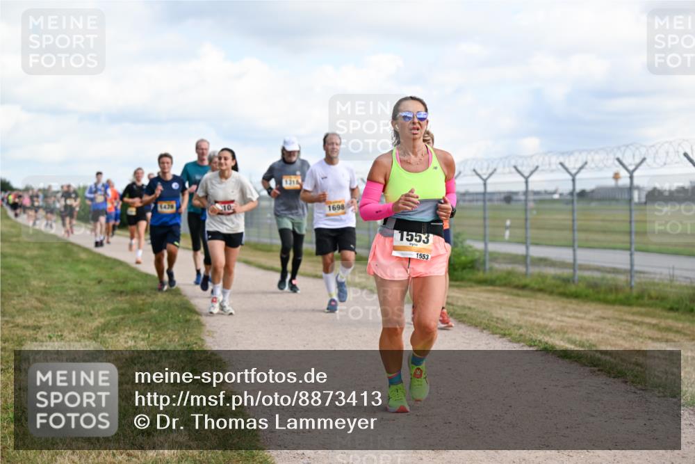 14.09.2025 - Airport Race Dr. Thomas Lammeyer http://msf.ph/oto/8873413 14.09.2025 12:18:08 Laufen 1428, 10, 1698, 1553, 1553 meine-sportfotos.de