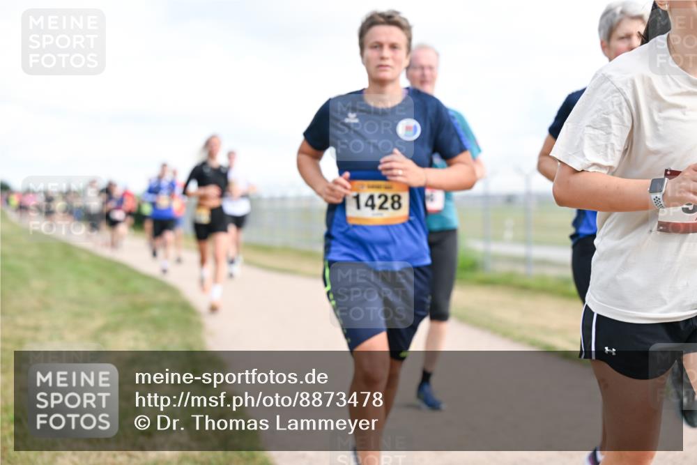 14.09.2025 - Airport Race Dr. Thomas Lammeyer http://msf.ph/oto/8873478 14.09.2025 12:18:12 Laufen 1428 meine-sportfotos.de