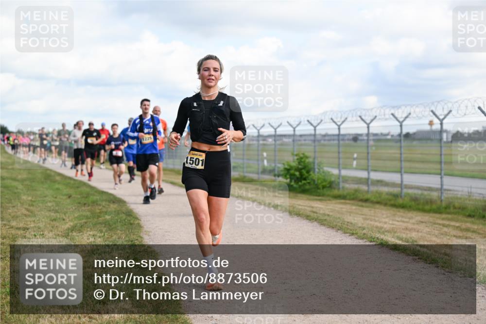 14.09.2025 - Airport Race Dr. Thomas Lammeyer http://msf.ph/oto/8873506 14.09.2025 12:18:14 Laufen 1225, 1501 meine-sportfotos.de