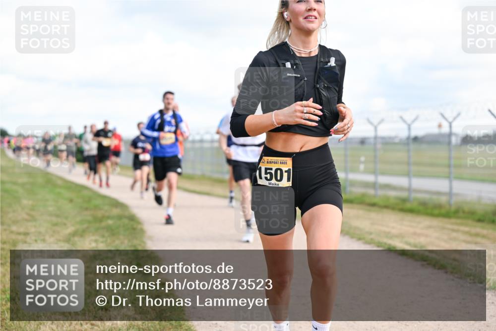 14.09.2025 - Airport Race Dr. Thomas Lammeyer http://msf.ph/oto/8873523 14.09.2025 12:18:15 Laufen 1501 meine-sportfotos.de