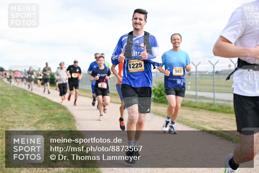 14.09.2025 - Airport Race Dr. Thomas Lammeyer http://msf.ph/oto/8873567 14.09.2025 12:18:18 Laufen 1225, 583 meine-sportfotos.de