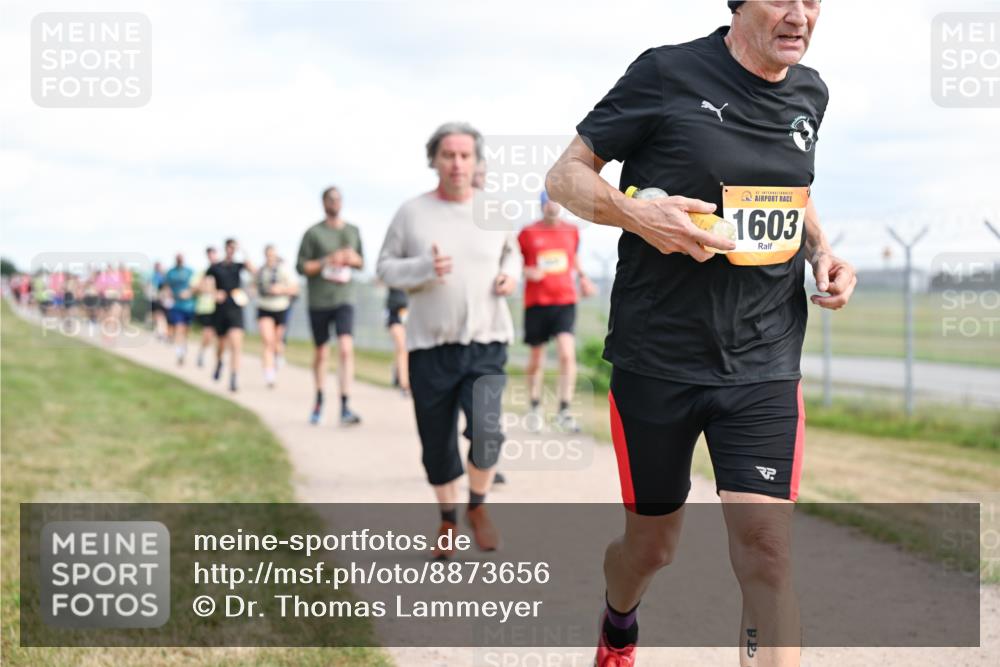 14.09.2025 - Airport Race Dr. Thomas Lammeyer http://msf.ph/oto/8873656 14.09.2025 12:18:23 Laufen 1603 meine-sportfotos.de