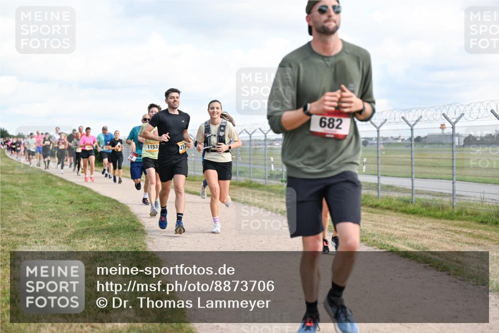 14.09.2025 - Airport Race Dr. Thomas Lammeyer http://msf.ph/oto/8873706 14.09.2025 12:18:26 Laufen 1153, 212, 682 meine-sportfotos.de