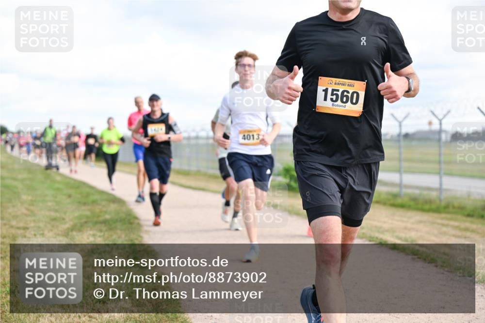 14.09.2025 - Airport Race Dr. Thomas Lammeyer http://msf.ph/oto/8873902 14.09.2025 12:18:38 Laufen 4013, 50, 1560 meine-sportfotos.de