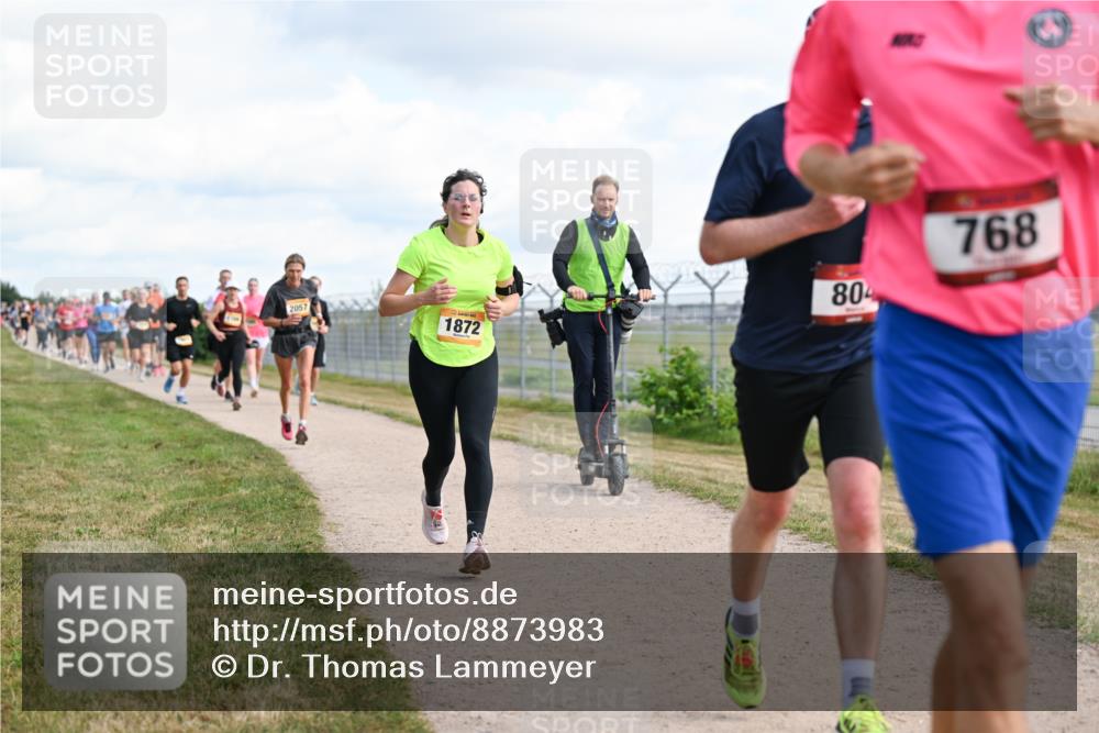 14.09.2025 - Airport Race Dr. Thomas Lammeyer http://msf.ph/oto/8873983 14.09.2025 12:18:42 Laufen 768, 2057, 804, 1872 meine-sportfotos.de