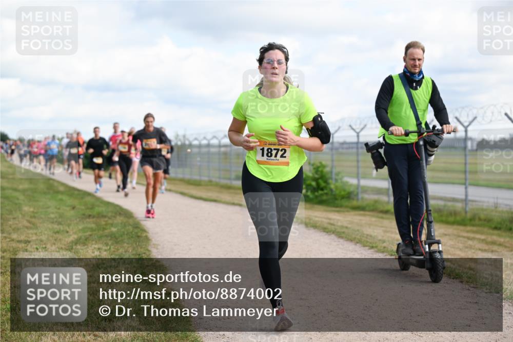 14.09.2025 - Airport Race Dr. Thomas Lammeyer http://msf.ph/oto/8874002 14.09.2025 12:18:44 Laufen 1872 meine-sportfotos.de
