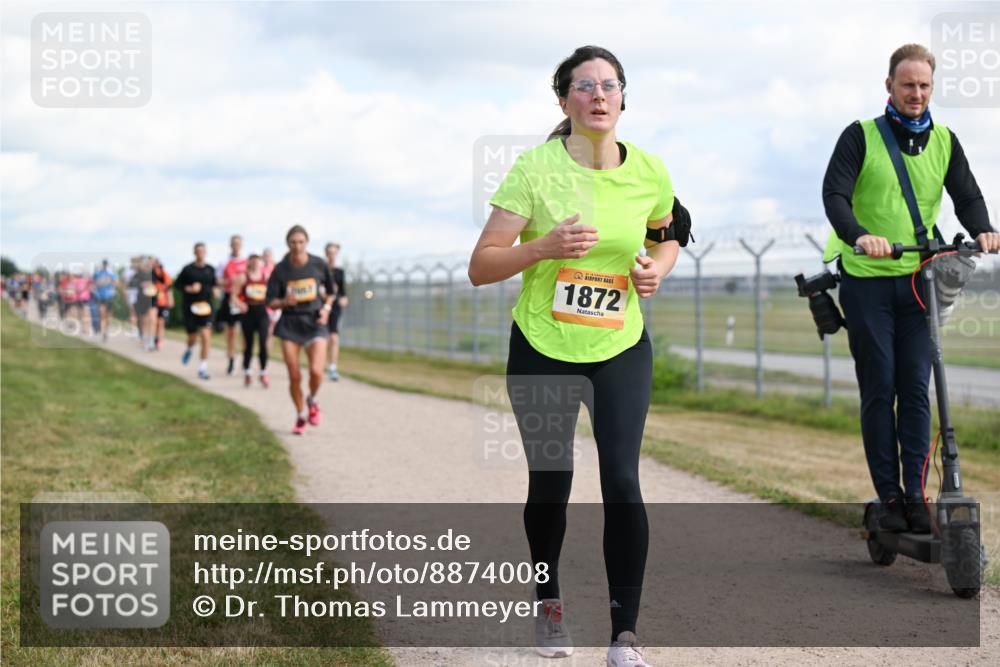 14.09.2025 - Airport Race Dr. Thomas Lammeyer http://msf.ph/oto/8874008 14.09.2025 12:18:44 Laufen 1872 meine-sportfotos.de
