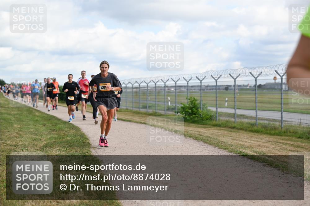 14.09.2025 - Airport Race Dr. Thomas Lammeyer http://msf.ph/oto/8874028 14.09.2025 12:18:45 Laufen 20 meine-sportfotos.de
