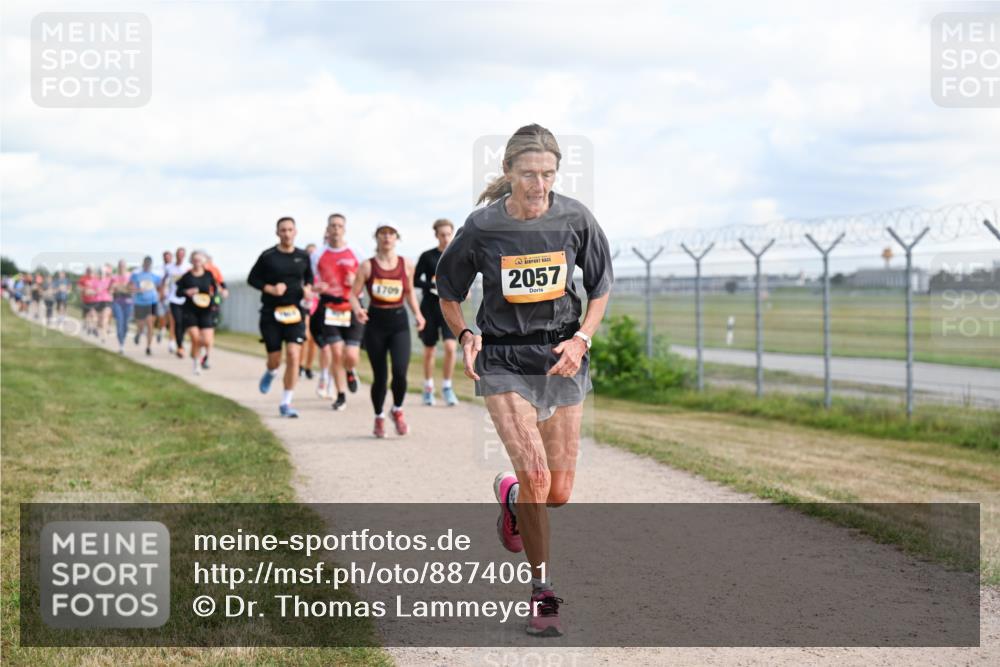 14.09.2025 - Airport Race Dr. Thomas Lammeyer http://msf.ph/oto/8874061 14.09.2025 12:18:47 Laufen 1709, 2057 meine-sportfotos.de