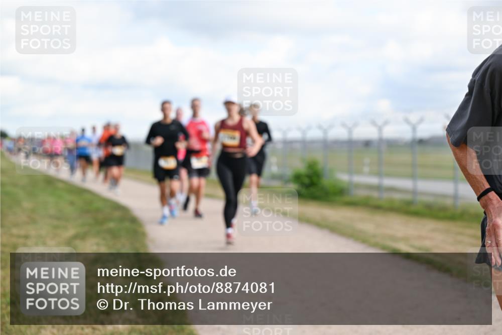 14.09.2025 - Airport Race Dr. Thomas Lammeyer http://msf.ph/oto/8874081 14.09.2025 12:18:48 Laufen  meine-sportfotos.de