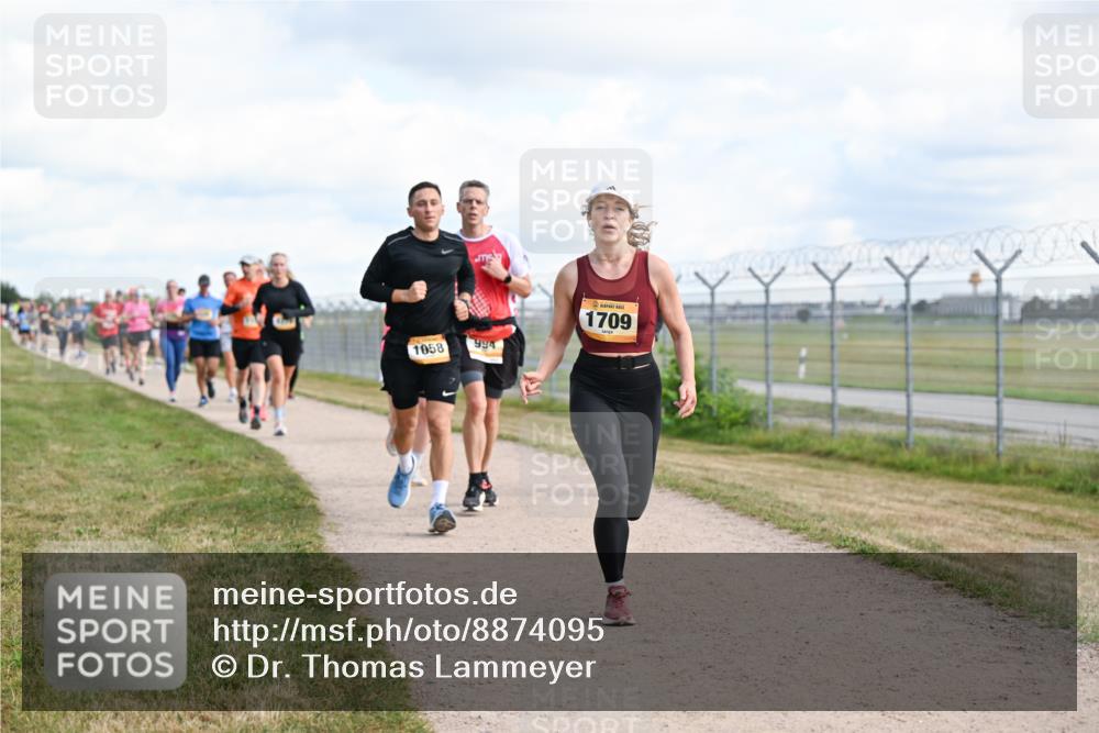 14.09.2025 - Airport Race Dr. Thomas Lammeyer http://msf.ph/oto/8874095 14.09.2025 12:18:49 Laufen 1058, 994, 1709 meine-sportfotos.de