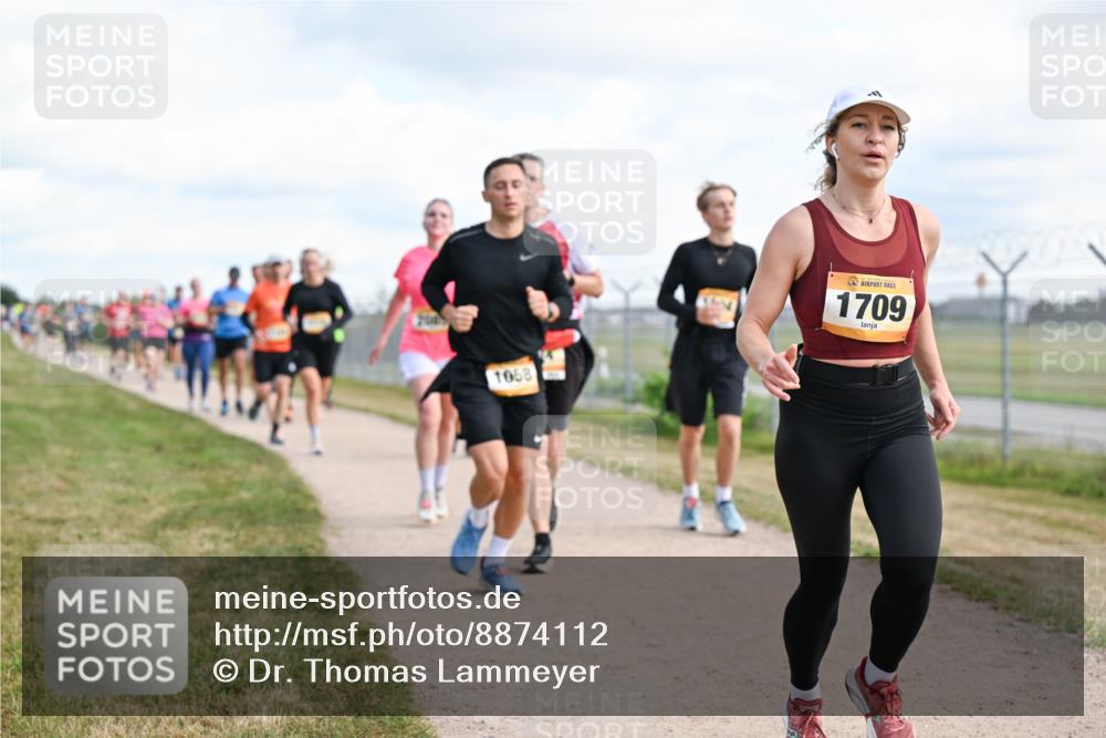 14.09.2025 - Airport Race Dr. Thomas Lammeyer http://msf.ph/oto/8874112 14.09.2025 12:18:50 Laufen 1058, 1709 meine-sportfotos.de