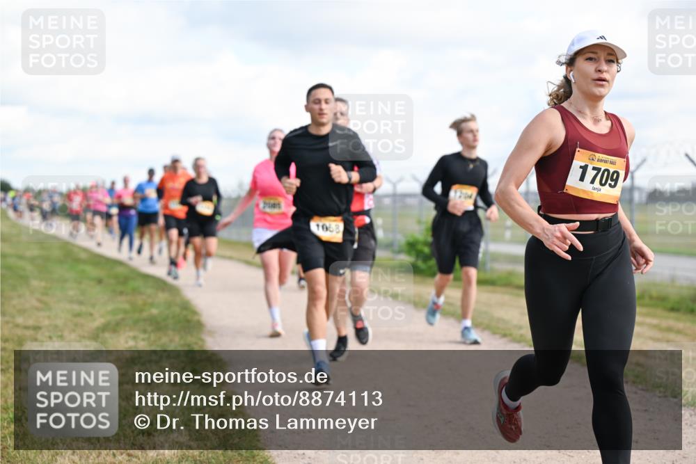 14.09.2025 - Airport Race Dr. Thomas Lammeyer http://msf.ph/oto/8874113 14.09.2025 12:18:50 Laufen 1068, 1709 meine-sportfotos.de