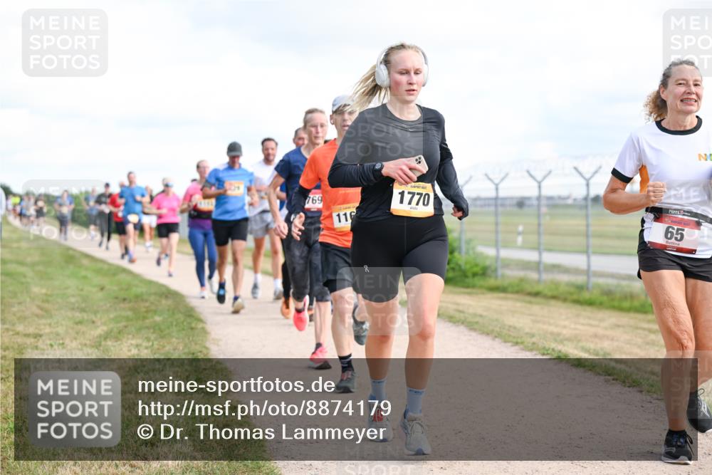 14.09.2025 - Airport Race Dr. Thomas Lammeyer http://msf.ph/oto/8874179 14.09.2025 12:18:54 Laufen 769, 116, 1770, 65, 56 meine-sportfotos.de