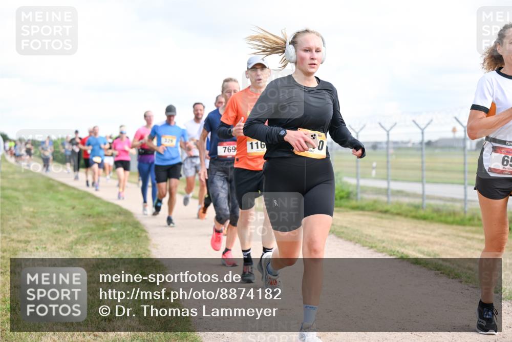 14.09.2025 - Airport Race Dr. Thomas Lammeyer http://msf.ph/oto/8874182 14.09.2025 12:18:54 Laufen 769, 116, 65 meine-sportfotos.de
