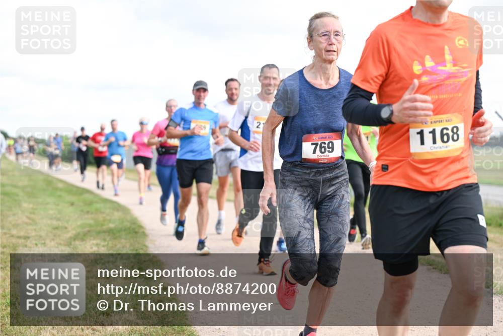 14.09.2025 - Airport Race Dr. Thomas Lammeyer http://msf.ph/oto/8874200 14.09.2025 12:18:55 Laufen 2, 769, 1168 meine-sportfotos.de