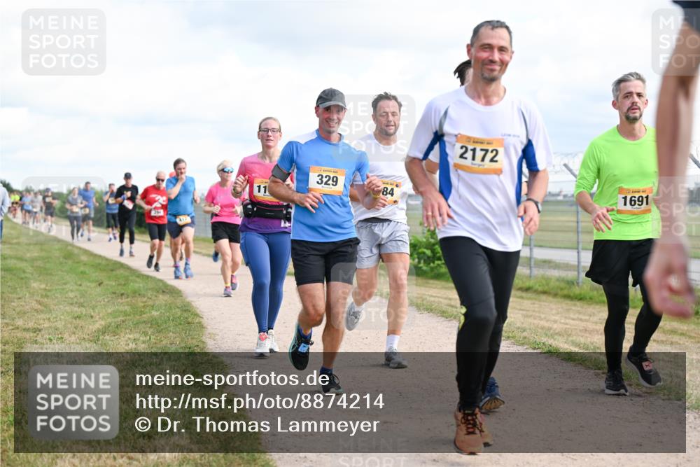 14.09.2025 - Airport Race Dr. Thomas Lammeyer http://msf.ph/oto/8874214 14.09.2025 12:18:56 Laufen 11, 329, 84, 2172, 1691 meine-sportfotos.de