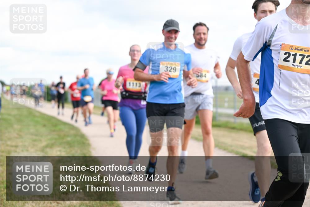 14.09.2025 - Airport Race Dr. Thomas Lammeyer http://msf.ph/oto/8874230 14.09.2025 12:18:57 Laufen 1113, 329, 584, 4, 42, 2172 meine-sportfotos.de