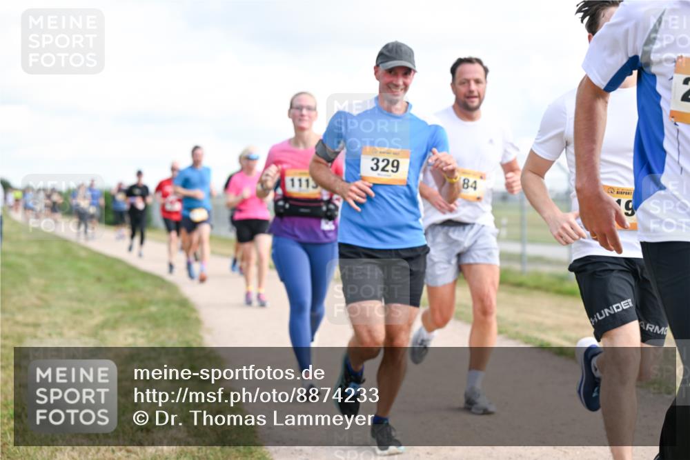 14.09.2025 - Airport Race Dr. Thomas Lammeyer http://msf.ph/oto/8874233 14.09.2025 12:18:57 Laufen 329, 84, 9 meine-sportfotos.de