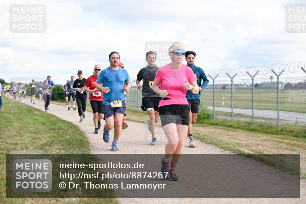 14.09.2025 - Airport Race Dr. Thomas Lammeyer http://msf.ph/oto/8874267 14.09.2025 12:18:59 Laufen 294, 412 meine-sportfotos.de