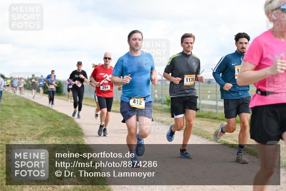14.09.2025 - Airport Race Dr. Thomas Lammeyer http://msf.ph/oto/8874286 14.09.2025 12:19:00 Laufen 294, 412, 1170 meine-sportfotos.de