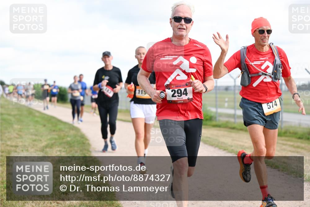 14.09.2025 - Airport Race Dr. Thomas Lammeyer http://msf.ph/oto/8874327 14.09.2025 12:19:03 Laufen 115, 294, 574 meine-sportfotos.de